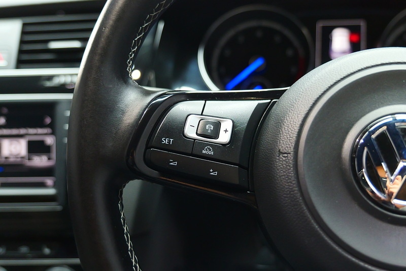 Used Volkswagen Golf 2017 for sale - 77027685: Photo 19