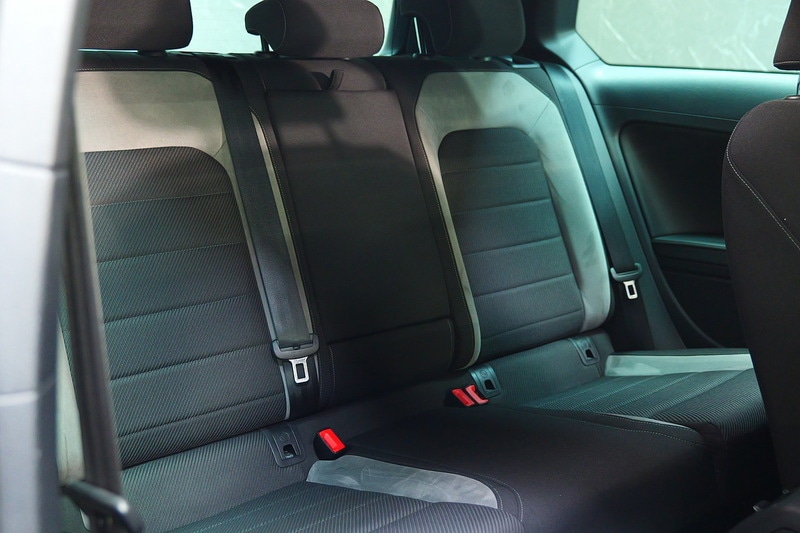 Used Volkswagen Golf 2017 for sale - 77027685: Photo 33