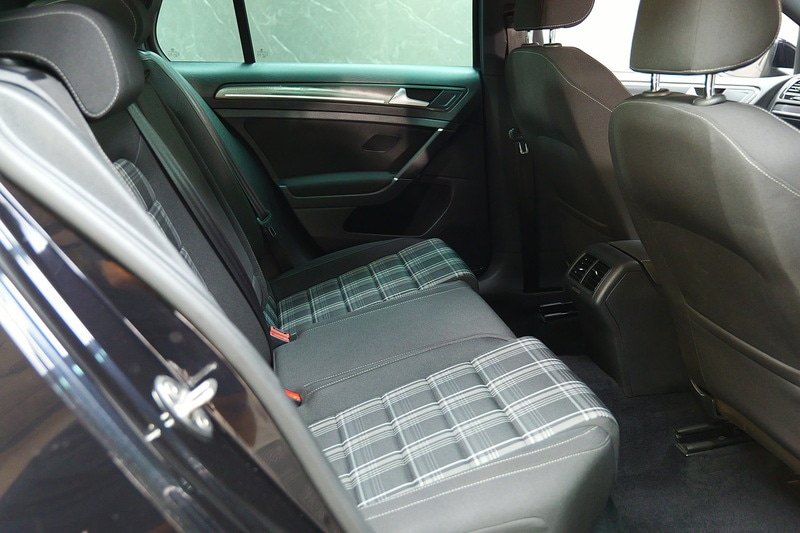 Used Volkswagen Golf 2018 for sale - 77027650: Photo 37