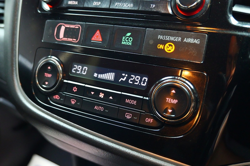 Used Mitsubishi Outlander 2017 for sale - 77027571: Photo 21