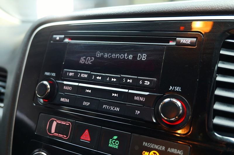 Used Mitsubishi Outlander 2017 for sale - 77027571: Photo 24