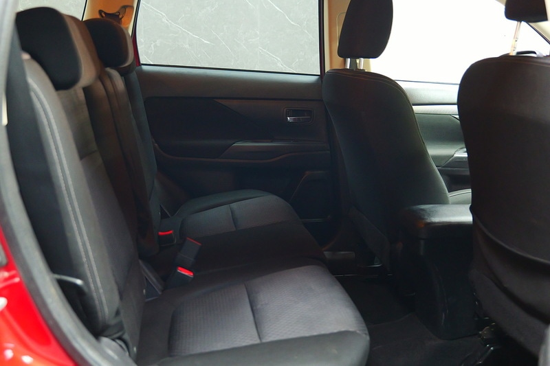 Used Mitsubishi Outlander 2017 for sale - 77027571: Photo 26