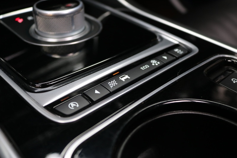 Used Jaguar XE 2016 for sale - 77027667: Photo 66