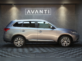 Used Mitsubishi Outlander 2018 for sale - 77328688: Photo