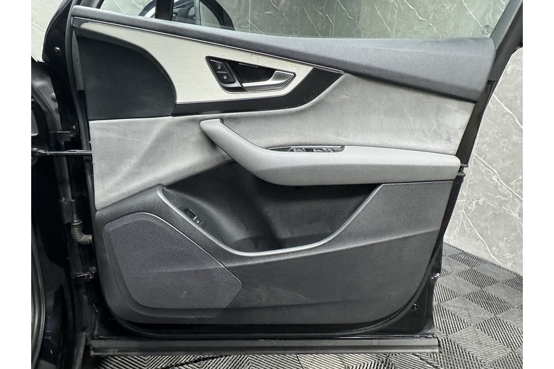 Used Audi Q7 2015 for sale - 77418347: Photo 28