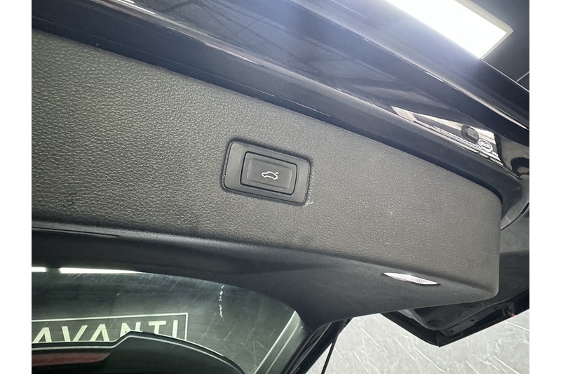 Used Audi Q7 2015 for sale - 77418347: Photo 41