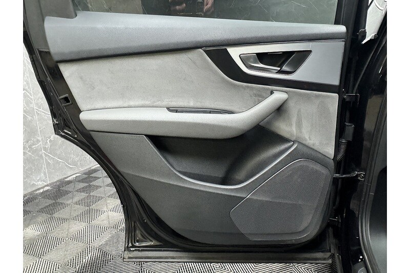 Used Audi Q7 2015 for sale - 77418347: Photo 49