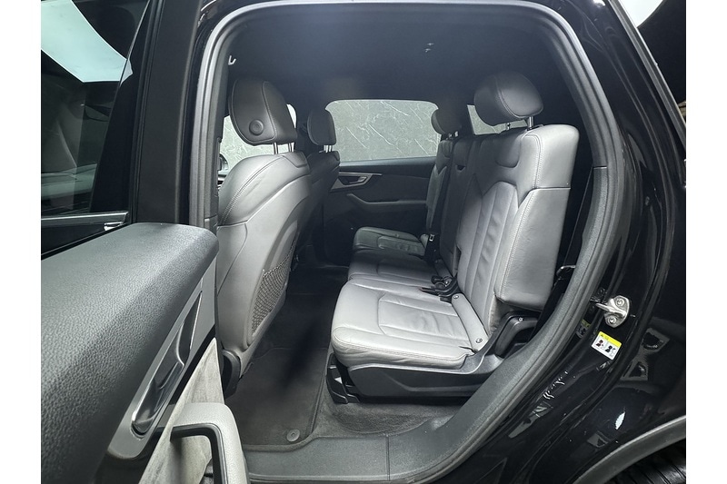 Used Audi Q7 2015 for sale - 77418347: Photo 50