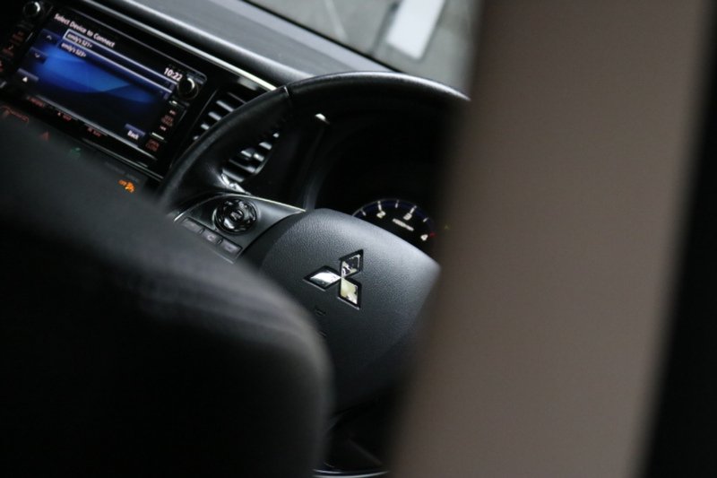 Used Mitsubishi Outlander 2017 for sale - 77027706: Photo 22