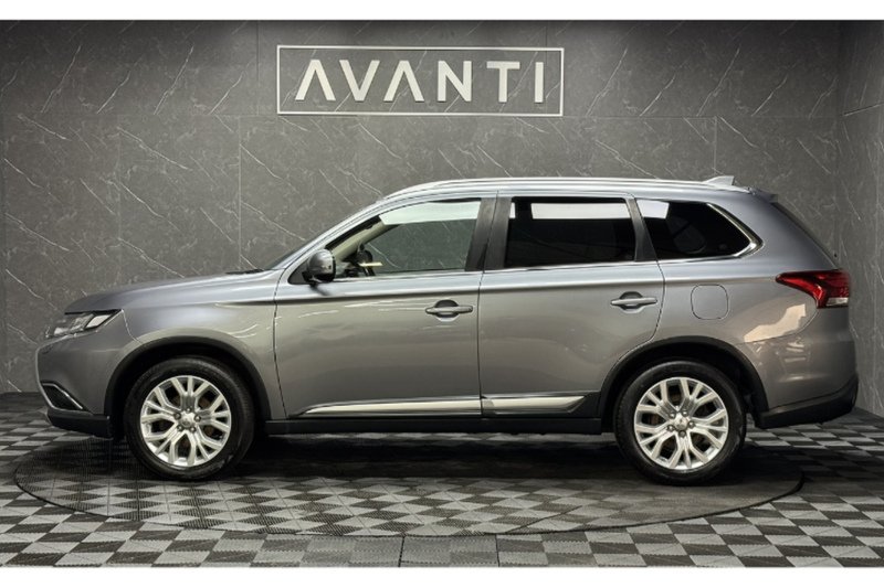 Used Mitsubishi Outlander 2017 for sale - 77027706: Photo 4