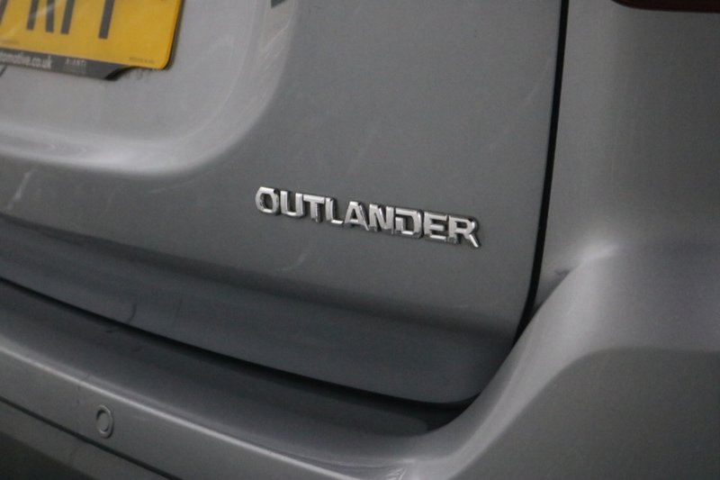 Used Mitsubishi Outlander 2017 for sale - 77027706: Photo 52