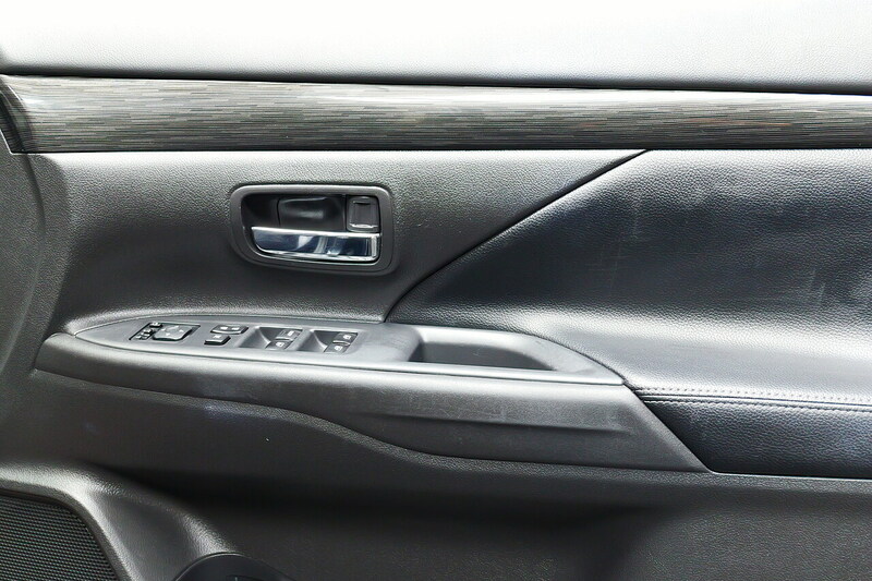 Used Mitsubishi Outlander 2018 for sale - 77027717: Photo 18