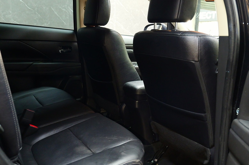 Used Mitsubishi Outlander 2018 for sale - 77027717: Photo 42