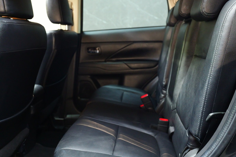 Used Mitsubishi Outlander 2018 for sale - 77027717: Photo 46