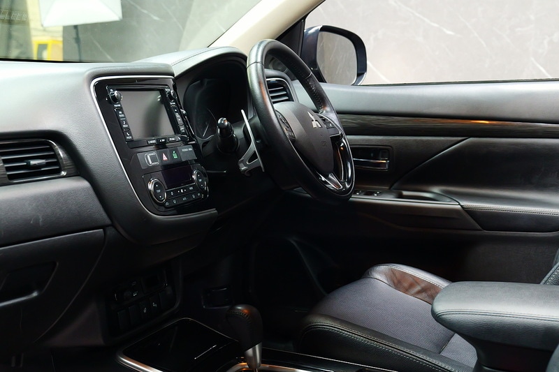 Used Mitsubishi Outlander 2018 for sale - 77027717: Photo 47