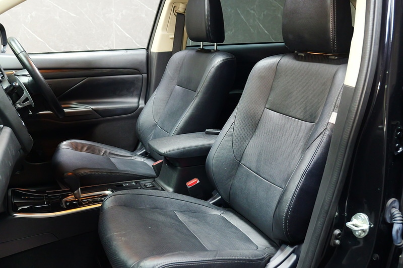 Used Mitsubishi Outlander 2018 for sale - 77027717: Photo 48