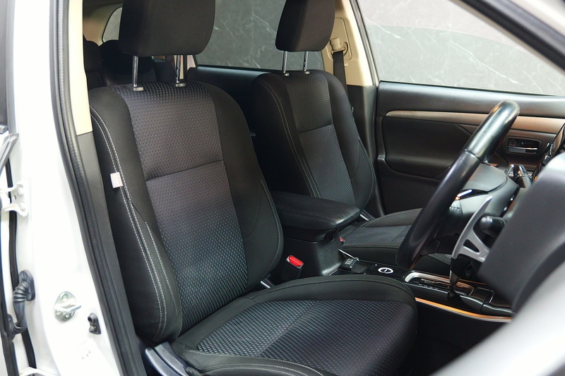 Used Mitsubishi Outlander 2018 for sale - 77027621: Photo 14