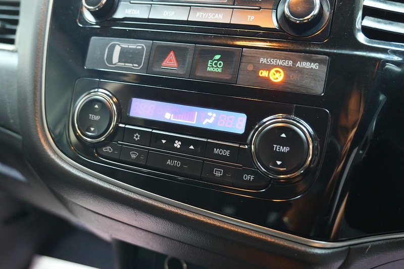 Used Mitsubishi Outlander 2018 for sale - 77027621: Photo 27