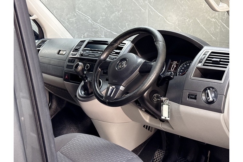 Used Volkswagen Transporter 2015 for sale - 77328679: Photo 22