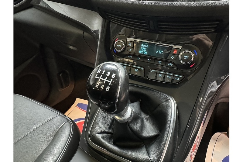 Used Ford Kuga 2014 for sale - 77027641: Photo 43