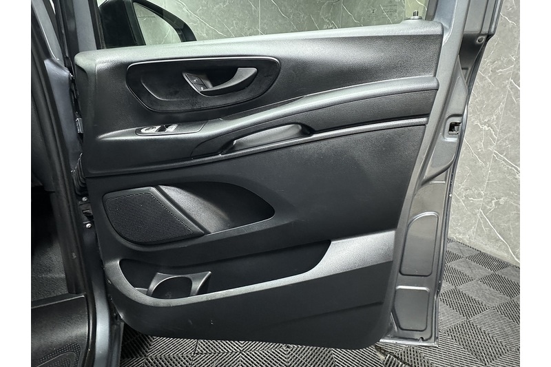 Used Mercedes-Benz Vito 2017 for sale - 77328713: Photo 30