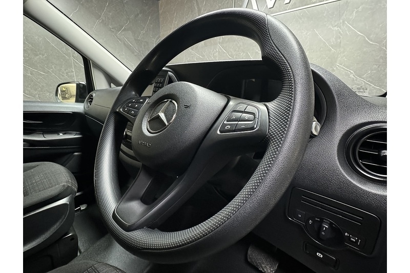 Used Mercedes-Benz Vito 2017 for sale - 77328713: Photo 33