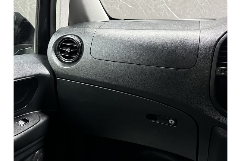 Used Mercedes-Benz Vito 2017 for sale - 77328713: Photo 61