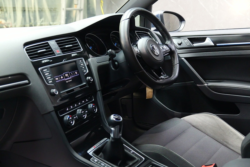 Used Volkswagen Golf 2017 for sale - 77140351: Photo 42