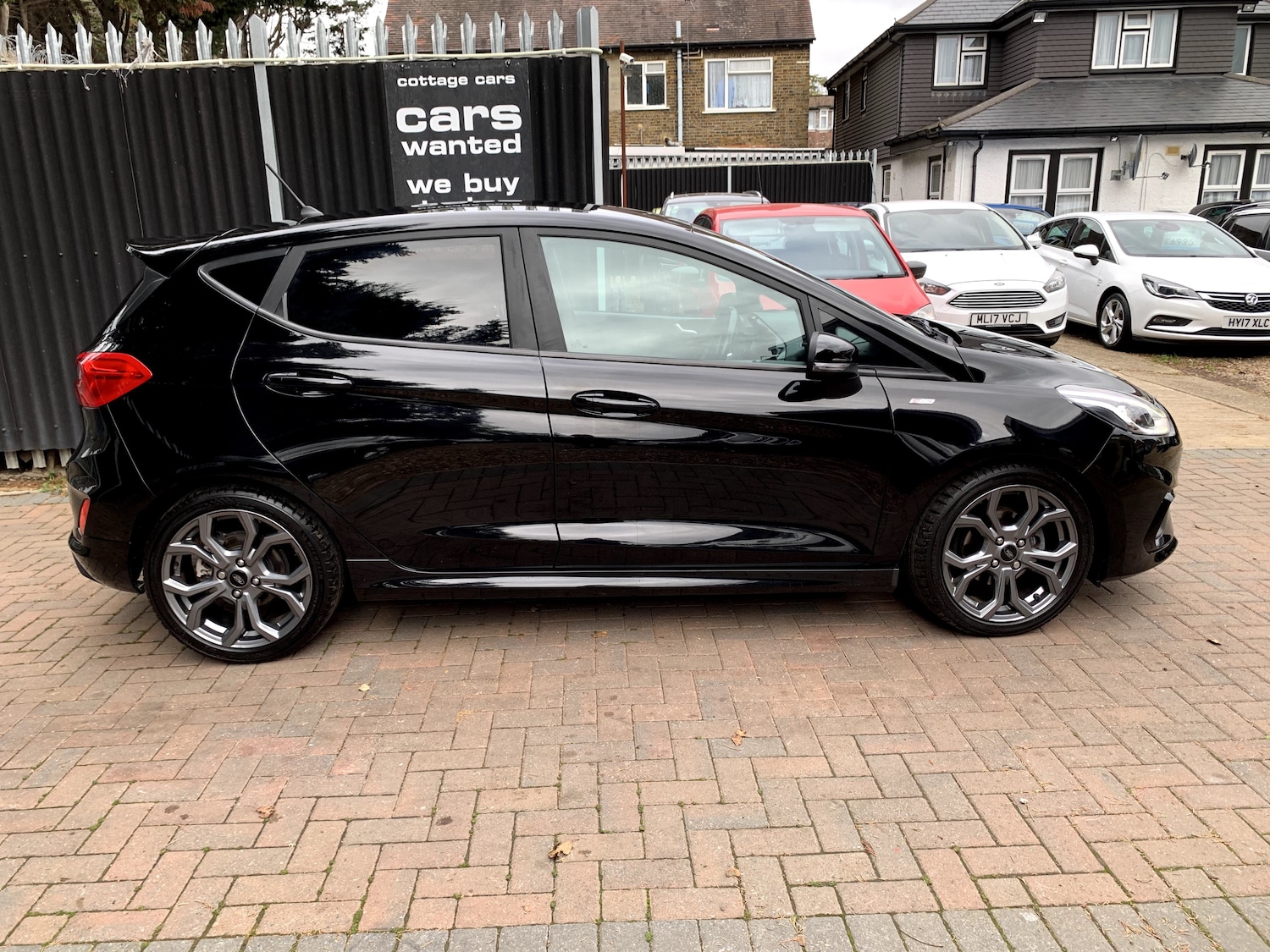 Used Ford Fiesta 2018 for sale - 76198131: Photo 4