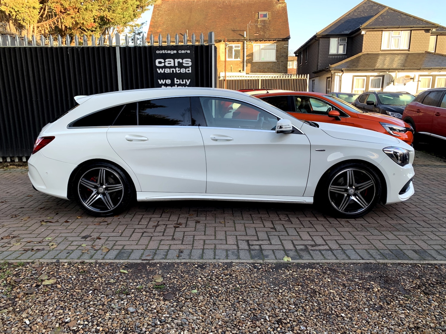 Used Mercedes-Benz CLA 2017 for sale - 77013942: Photo 3