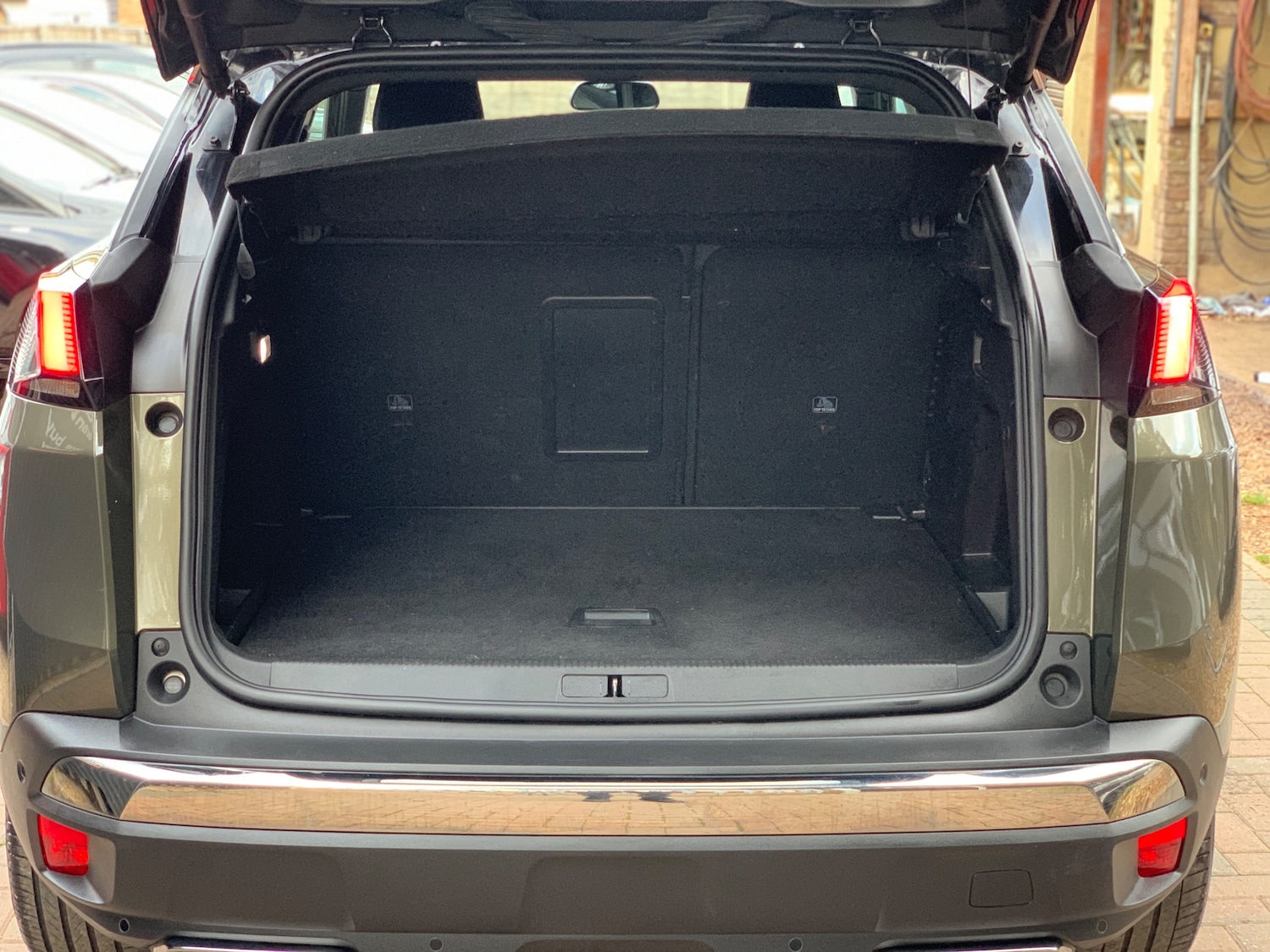 Used Peugeot 3008 2020 for sale - 76211725: Photo 14