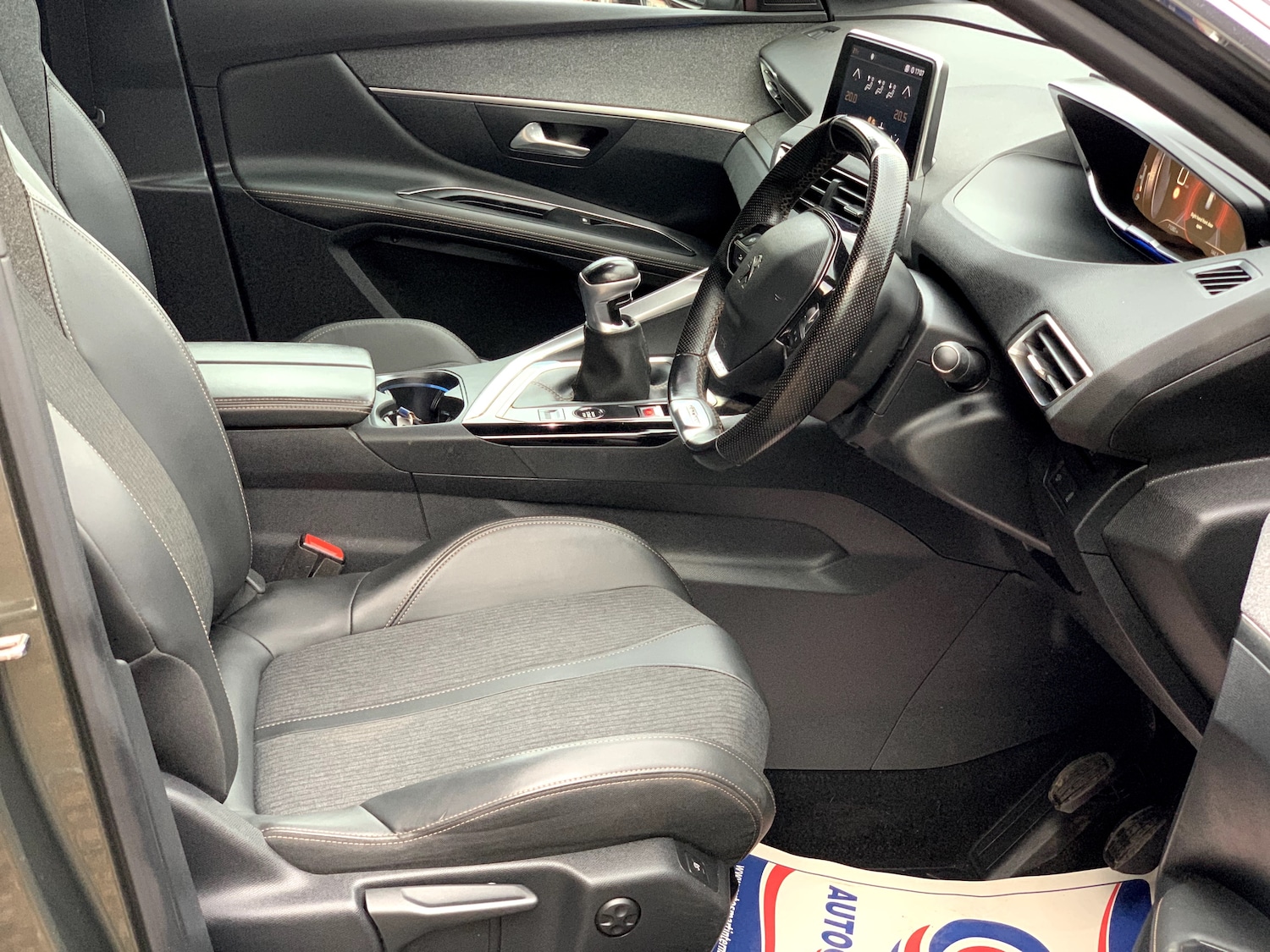 Used Peugeot 3008 2020 for sale - 76211725: Photo 16