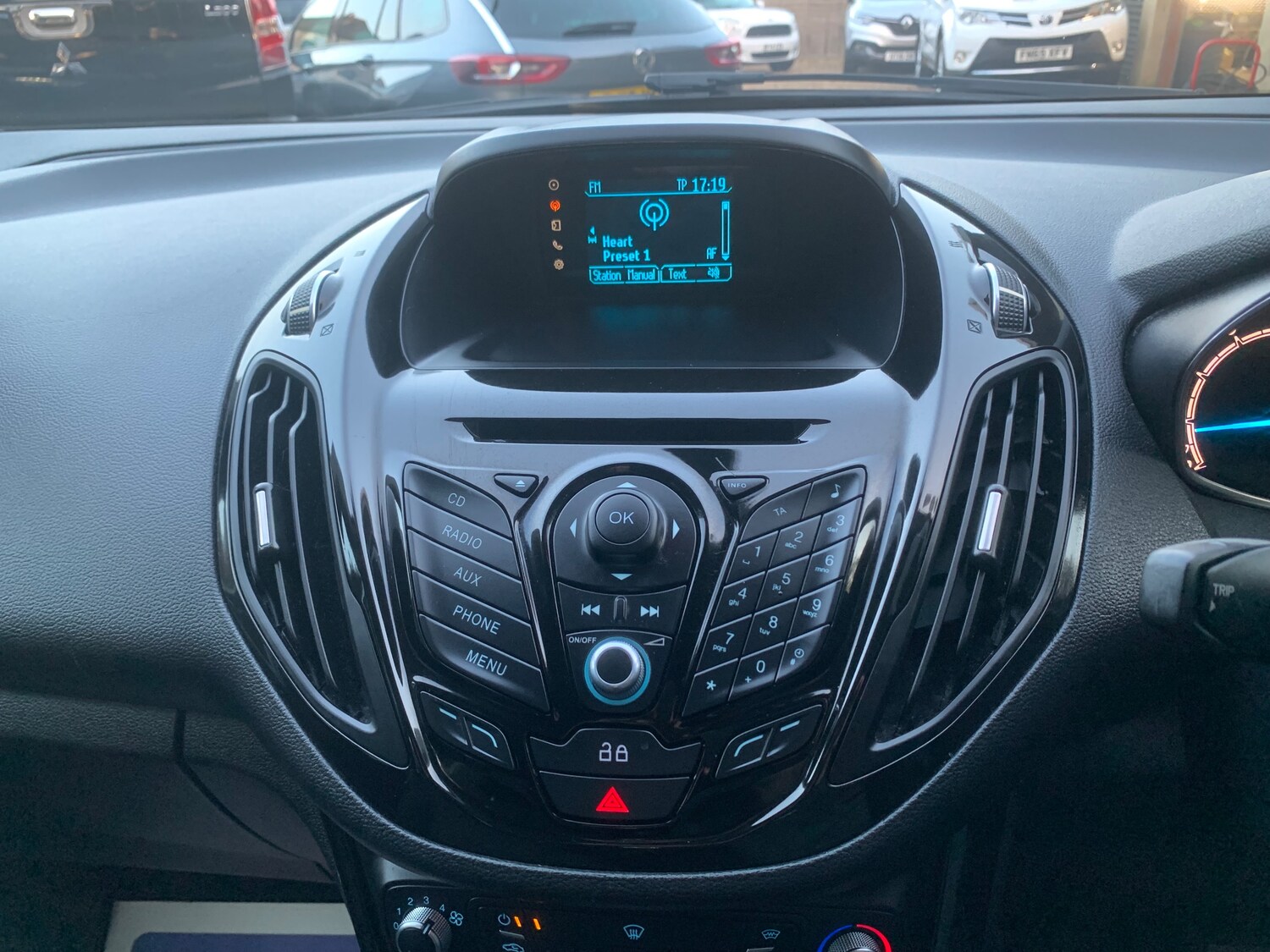 Used Ford B-MAX 2014 for sale - 77747388: Photo 12