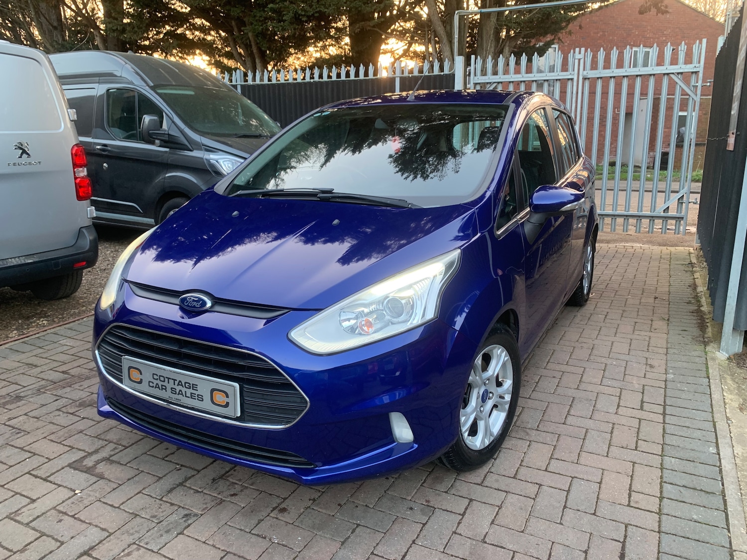 Used Ford B-MAX 2014 for sale - 77747388: Photo 3