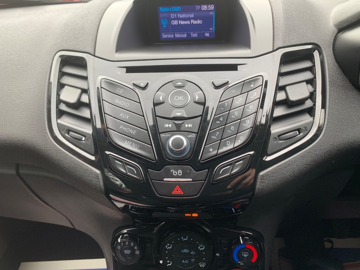 Used Ford Fiesta 2016 for sale - 78078604: Photo 11