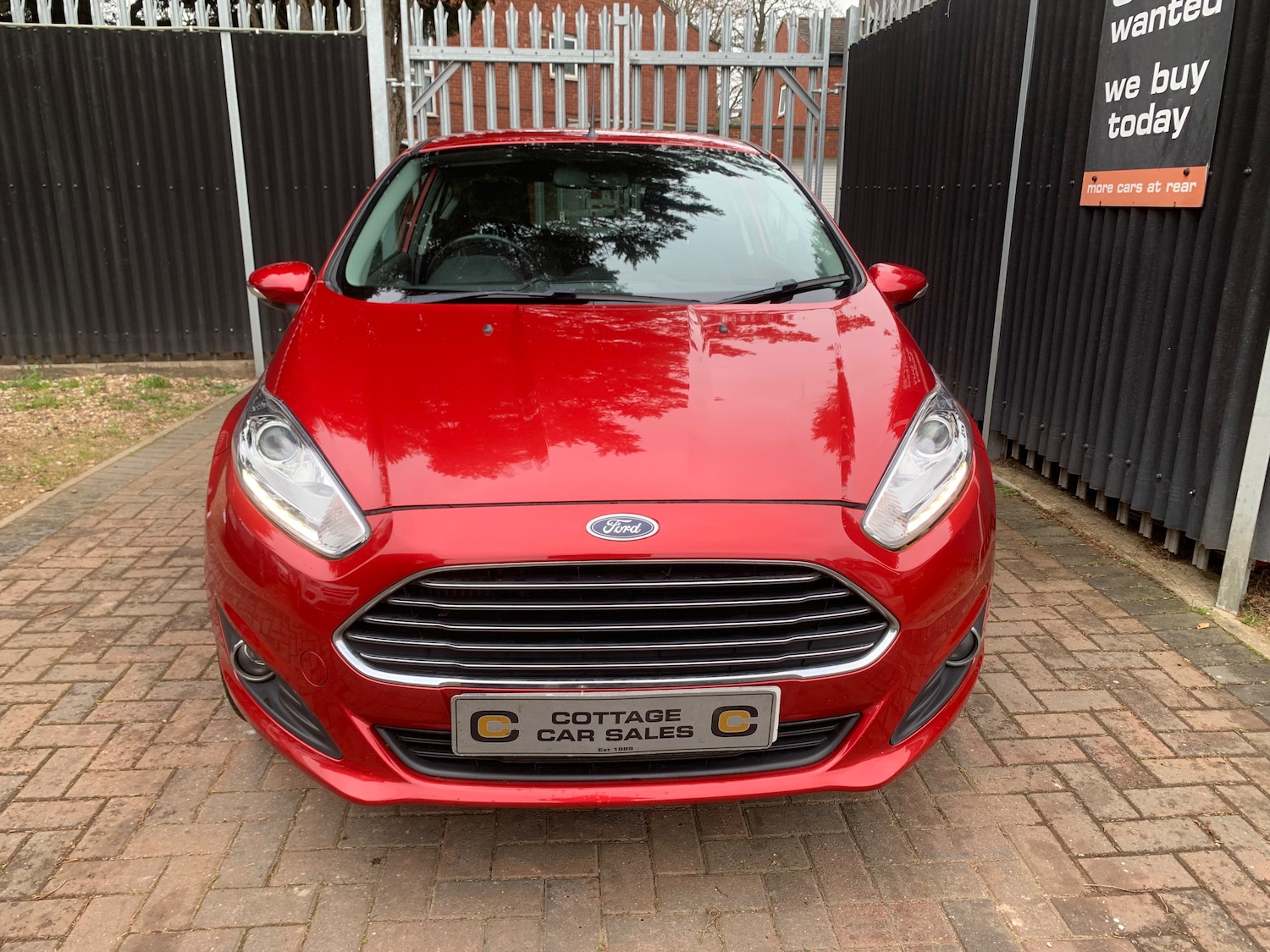 Used Ford Fiesta 2016 for sale - 78078604: Photo 7