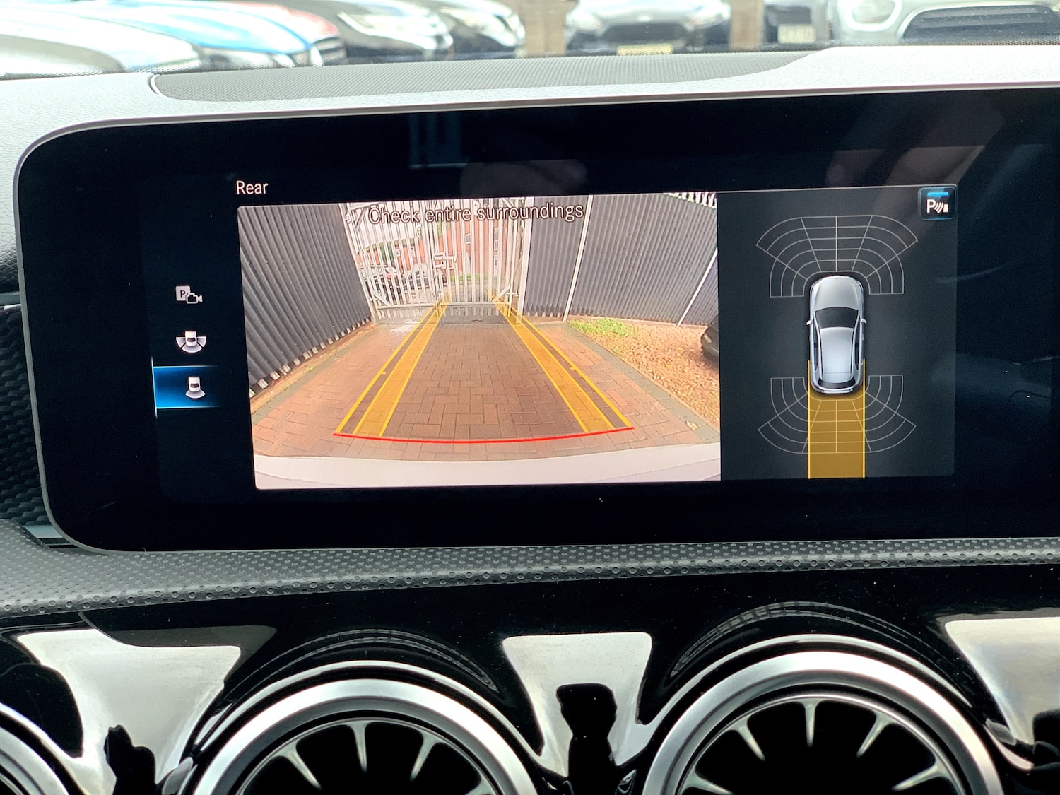 Used Mercedes-Benz A-Class 2018 for sale - 76480813: Photo 15