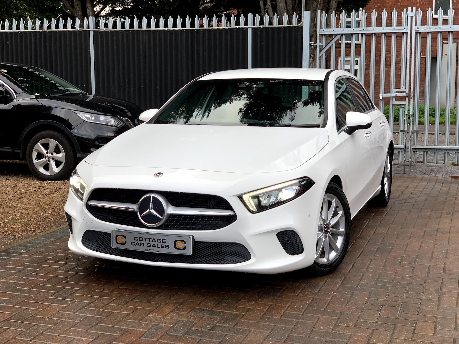 Used Mercedes-Benz A-Class 2018 for sale - 76480813: Photo 5