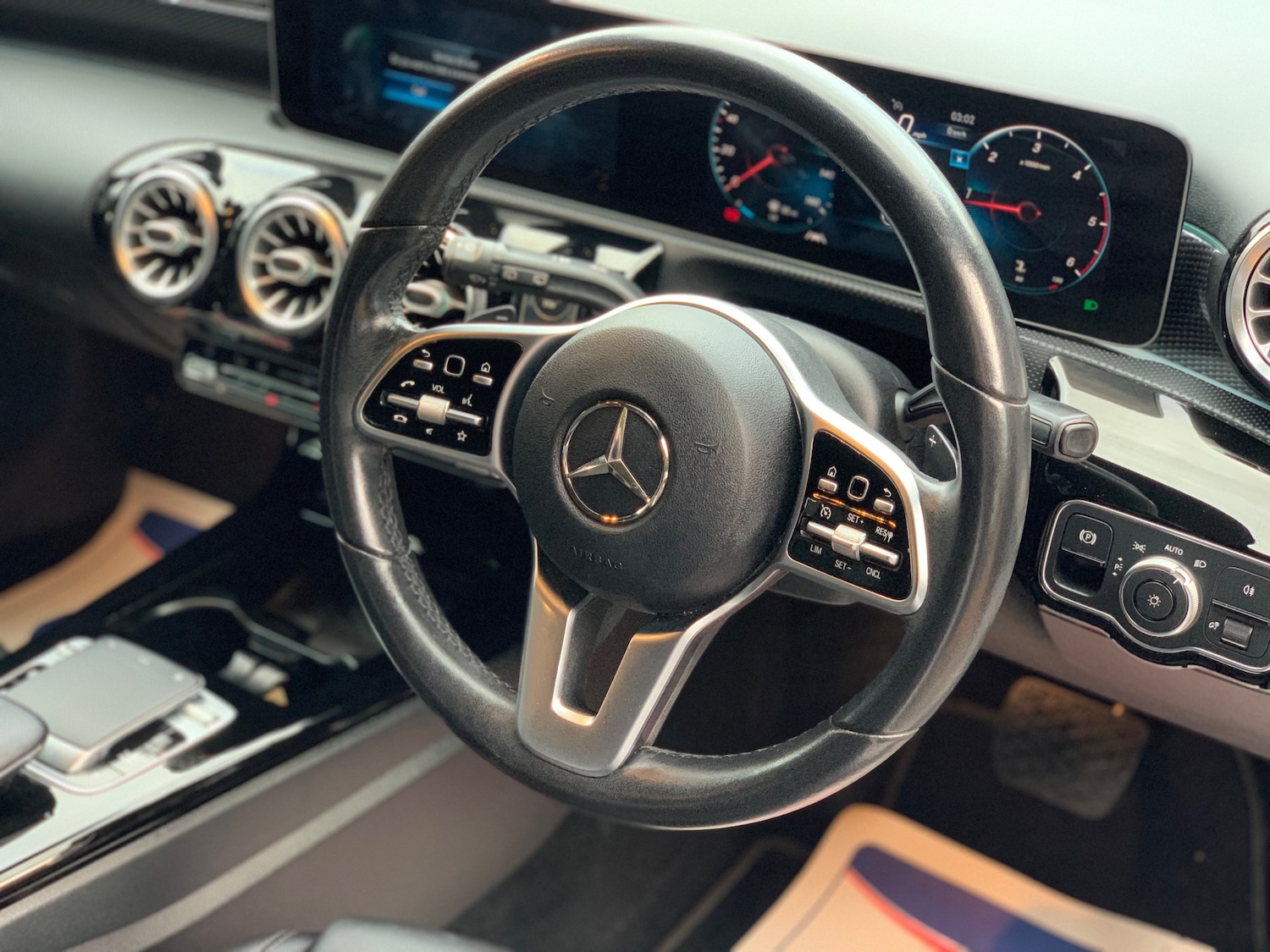 Used Mercedes-Benz A-Class 2018 for sale - 76480813: Photo 9