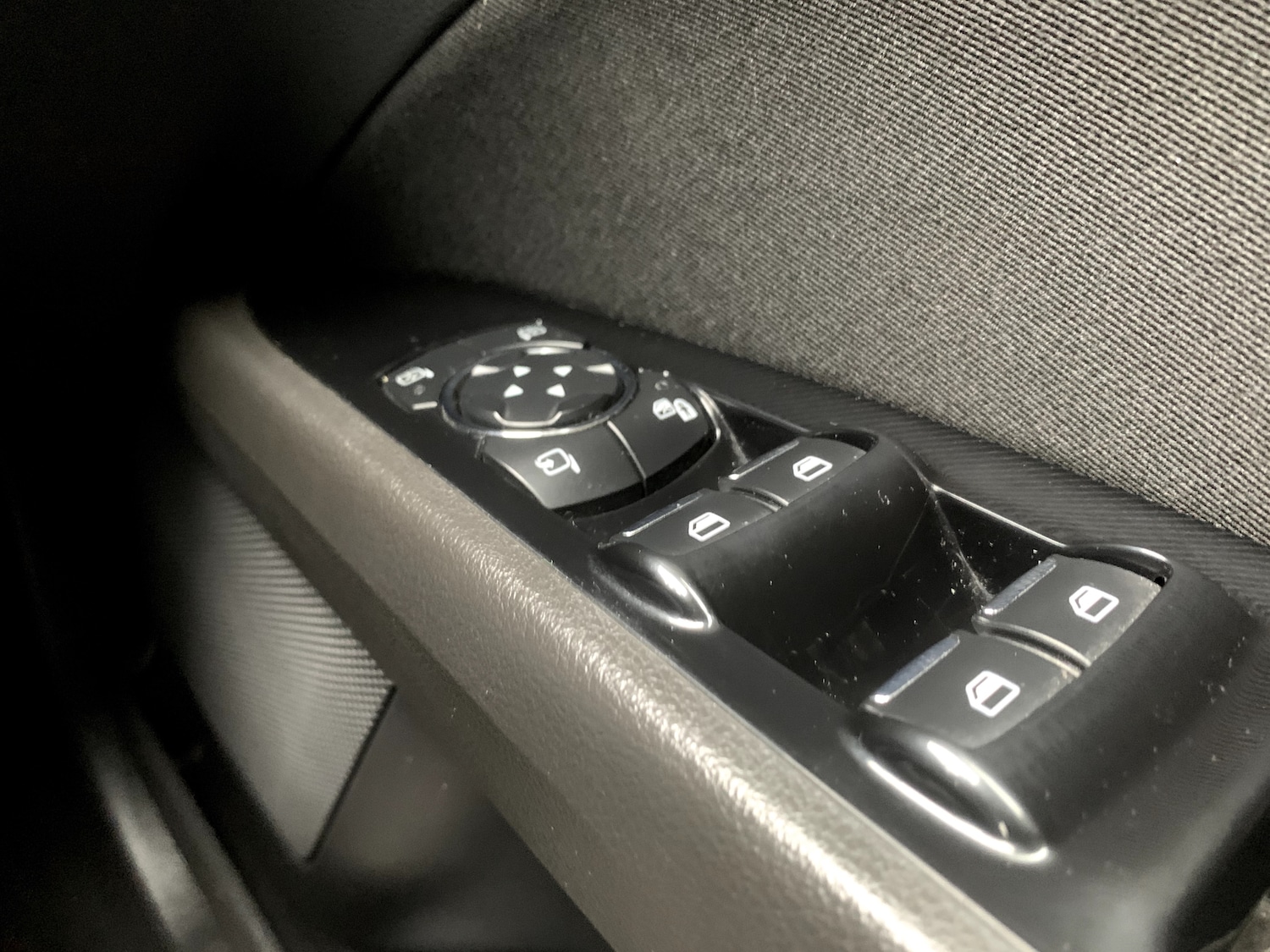 Used Ford Mondeo 2015 for sale - 76767464: Photo 17