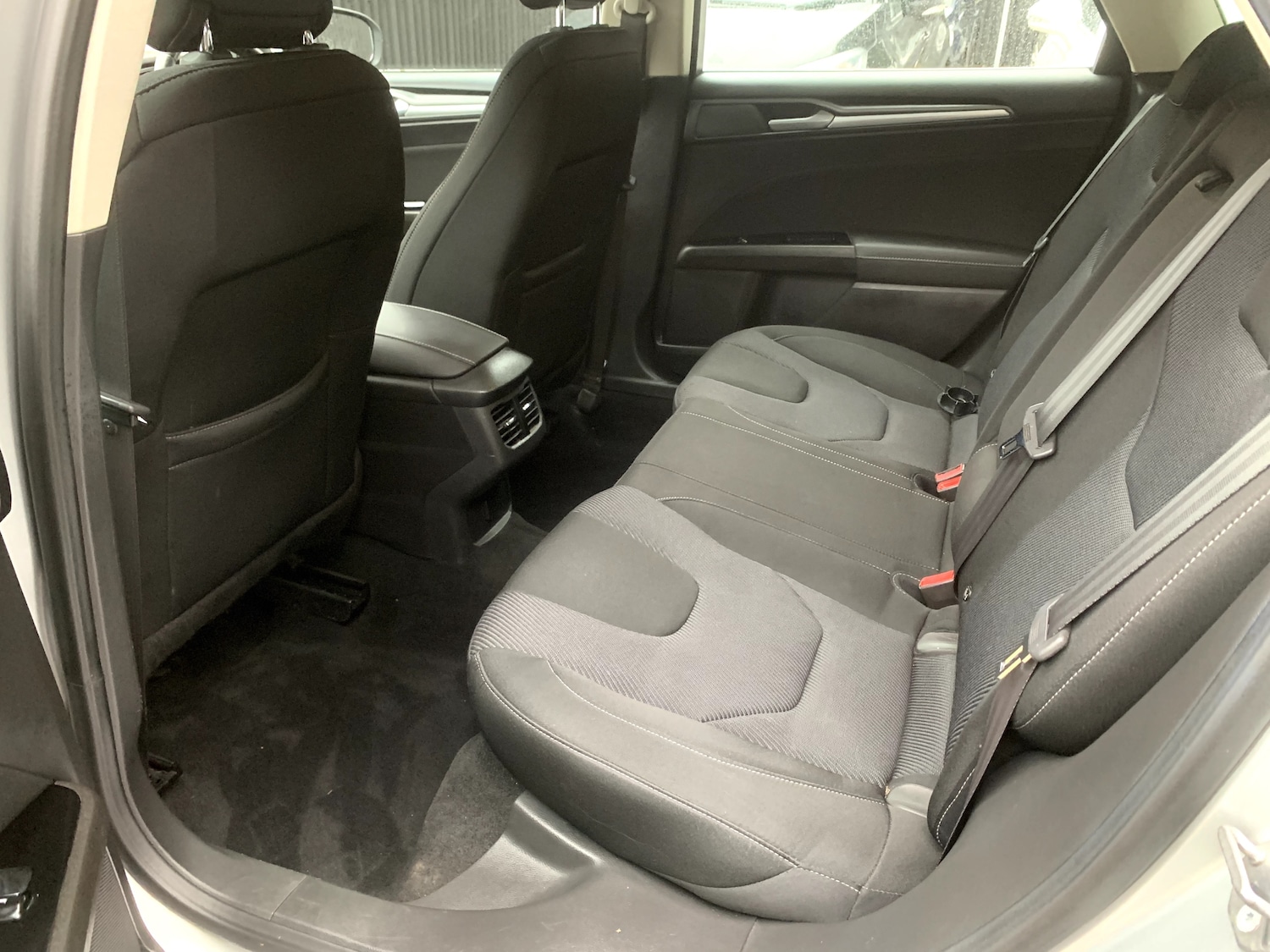 Used Ford Mondeo 2015 for sale - 76767464: Photo 20