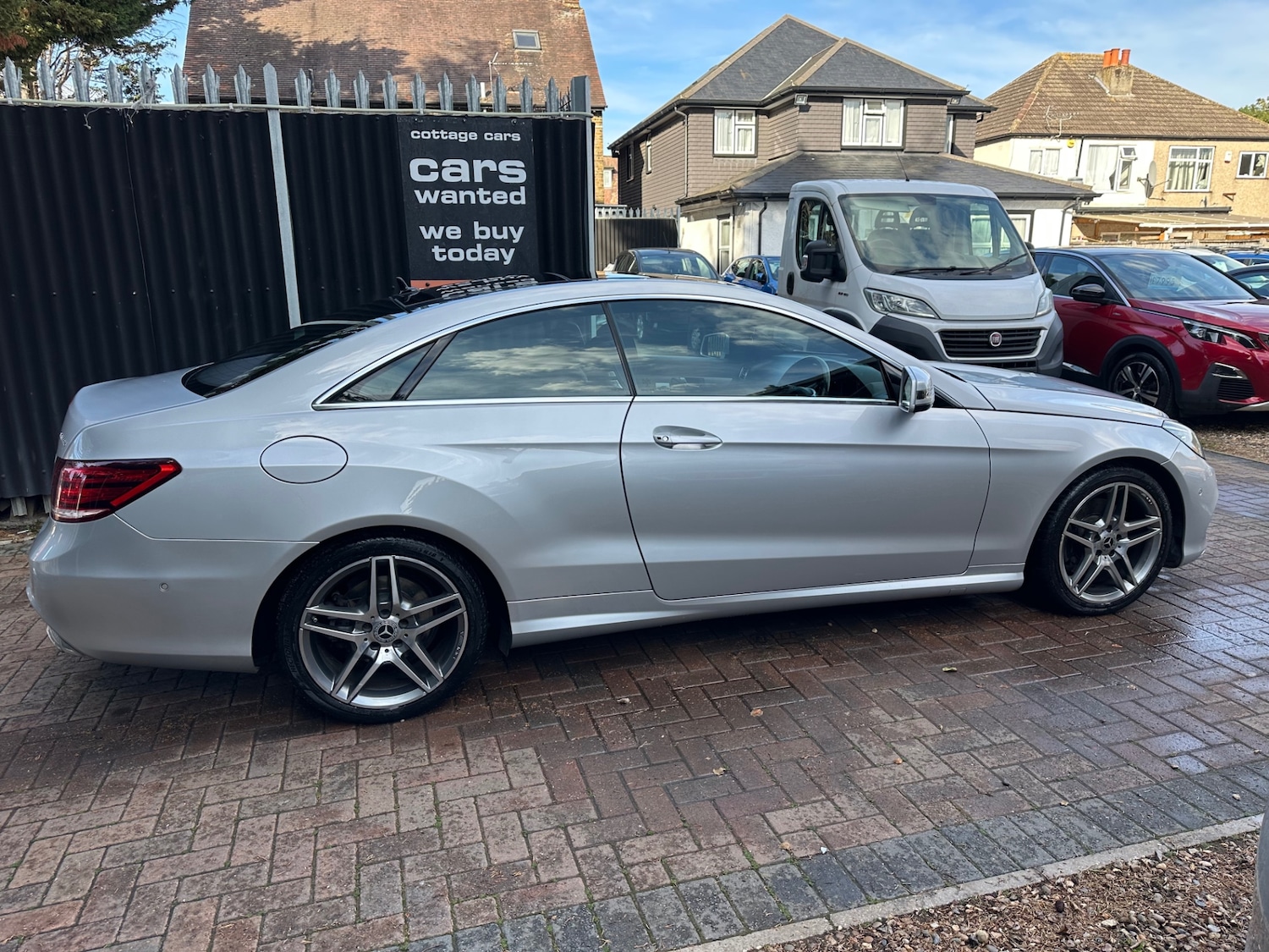 Used Mercedes-Benz E-Class 2015 for sale - 76102054: Photo 4