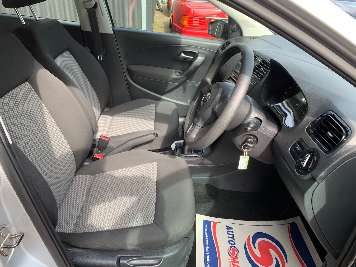 Used Volkswagen Polo 2013 for sale - 77966573: Photo 9