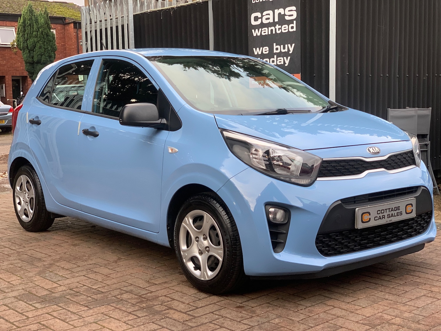 Used Kia Picanto 2018 for sale - 76545998: Photo 2