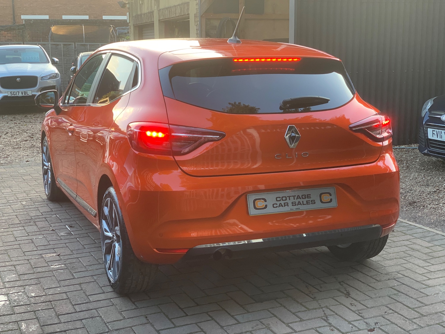 Used Renault Clio 2019 for sale - 76946031: Photo 7