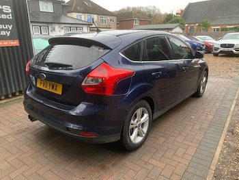 Used Ford Focus 2011 for sale - 76919097: Photo