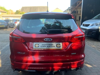 Used Ford Focus 2017 for sale - 78383067: Photo