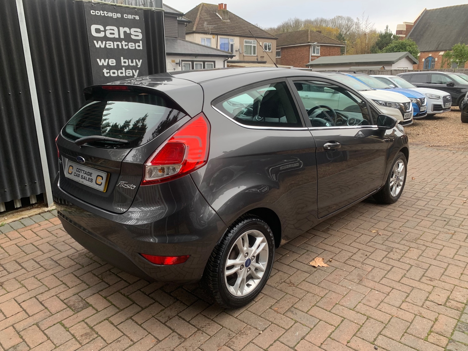 Used Ford Fiesta 2016 for sale - 76518075: Photo 3