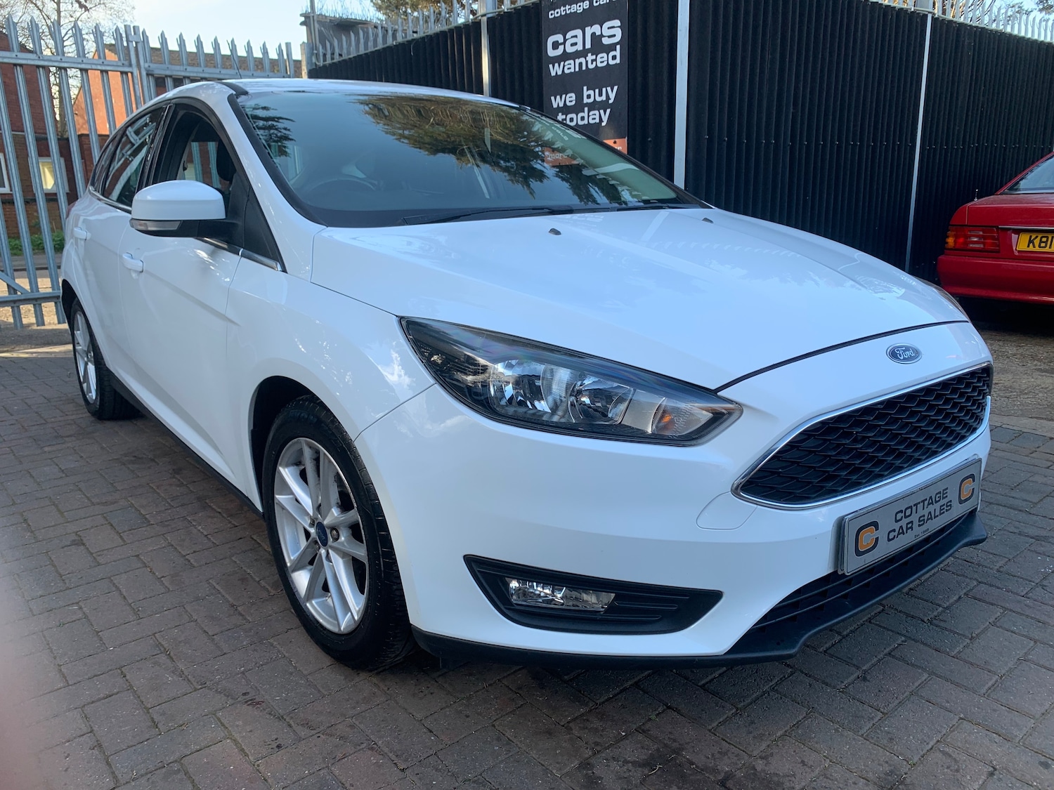 Used Ford Focus 2015 for sale - 78056026: Photo 2