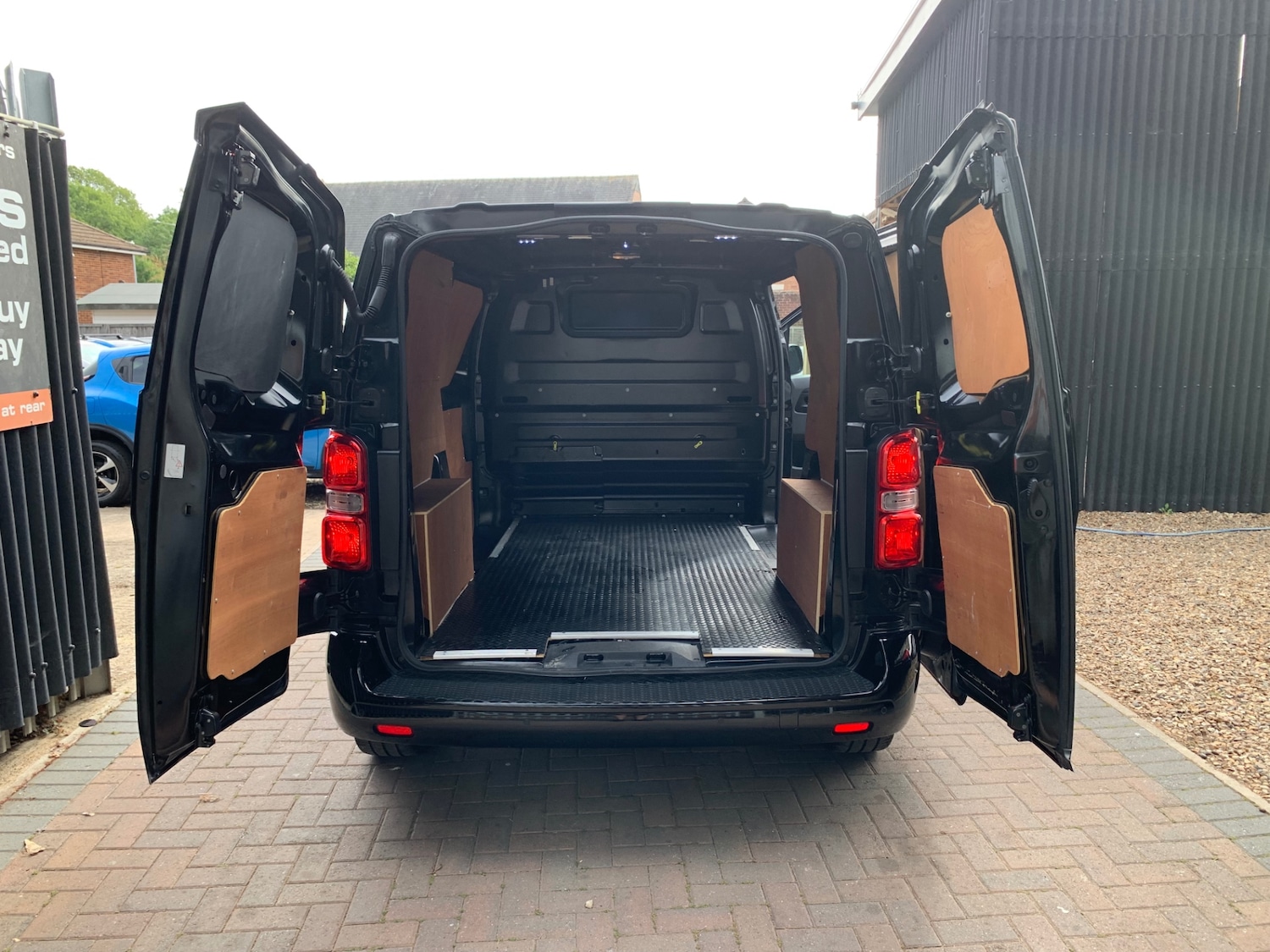 Vehicle 21